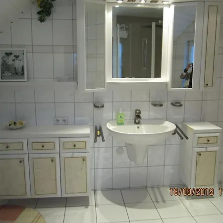 度假居 Also A Modern Retreat *