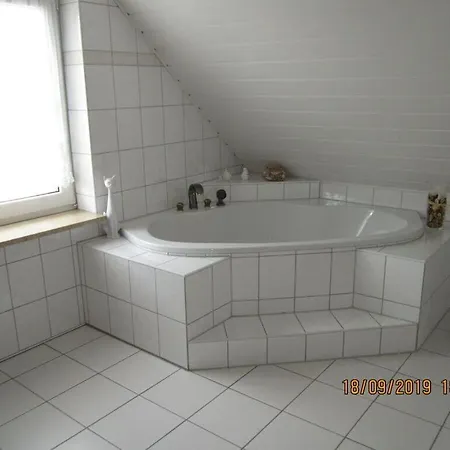 Also A Modern Retreat 度假居